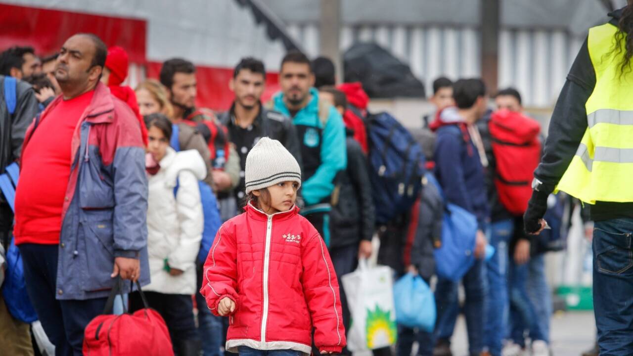 Die Flüchtlingskrise beschäftigt die Politik weiterhin. Auch beim EU-Gipfel in Salzburg ist sie ein Thema.  