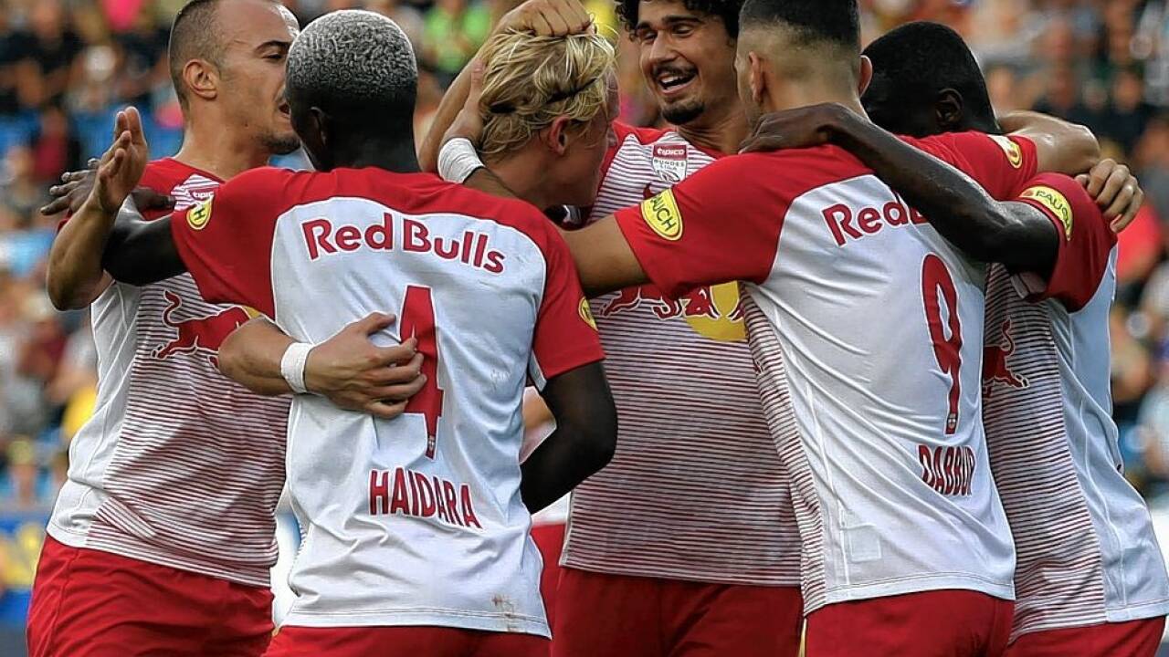 Jubel, Trubel, Heiterkeit: Bei Serienmeister Red Bull Salzburg ist nach dem 3:1-Sieg in St. Pölten alles eitel Wonne. 