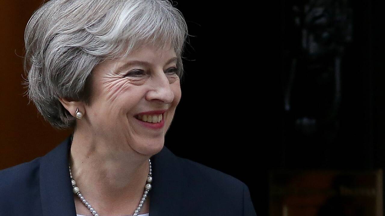 Für Premierministerin Theresa May ist es nicht akzeptabel, dass im Zuge des Brexit eine Zollaußengrenze zwischen Nordirland und dem Rest Großbritanniens errichtet wird.  