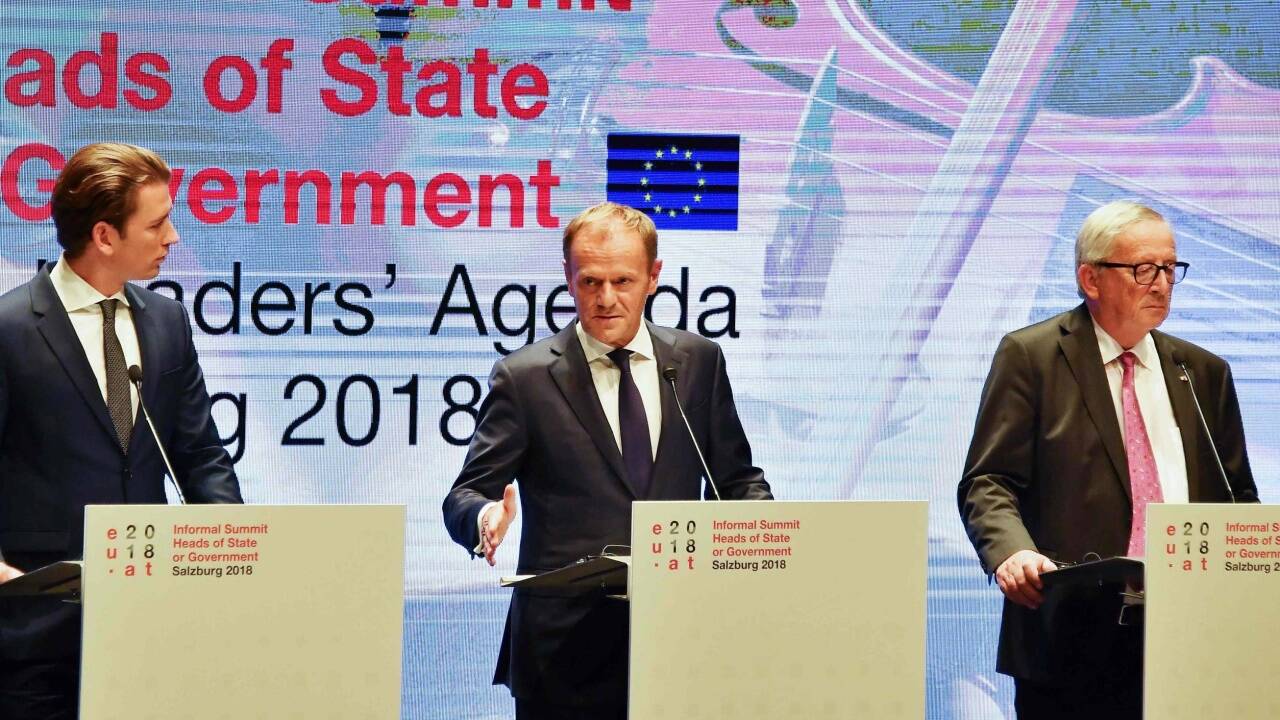Abschlusspressekonferenz des EU-Gipfels in Salzburg: Bundeskanzler Sebastian Kurz, EU-Ratspräsident Donald Tusk und EU-Kommissionschef Jean-Claude Juncker. 