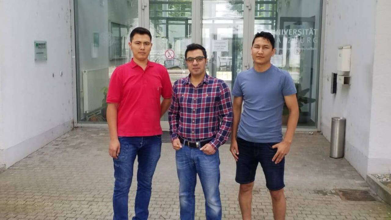 Drei junge Männer mit einem gemeinsamen Ziel: Mahdi, Mostafa und Reza (von links).  