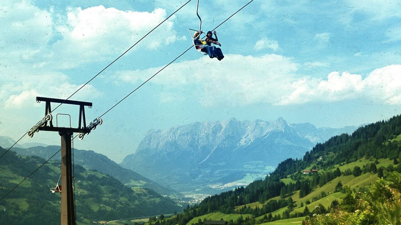 Der Hahnbaumlift war früher auch im Sommer in Betrieb, die Aufnahme stammt aus den Jahren um 1980. 