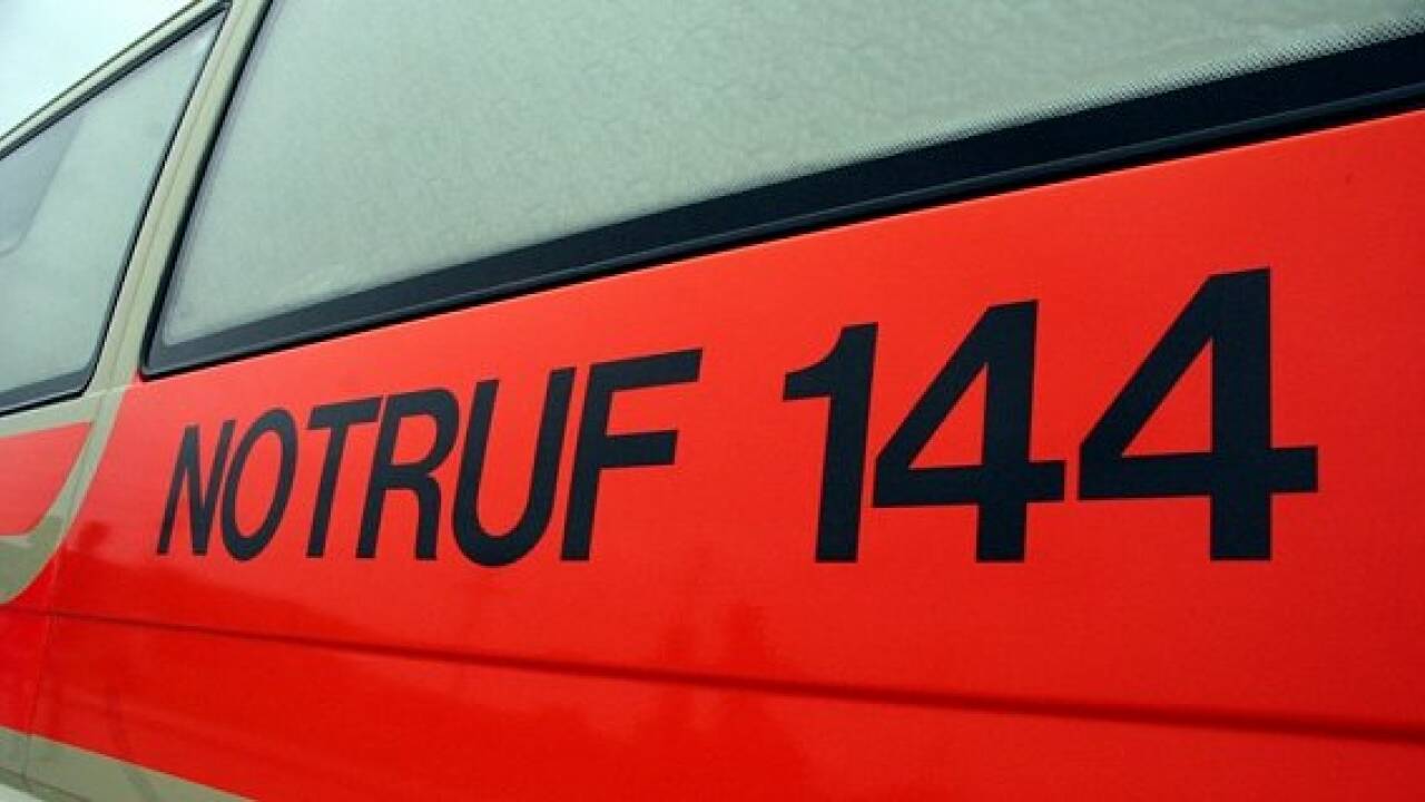 Schwerer Skiunfall in Dienten: Wirbelsäule verletzt