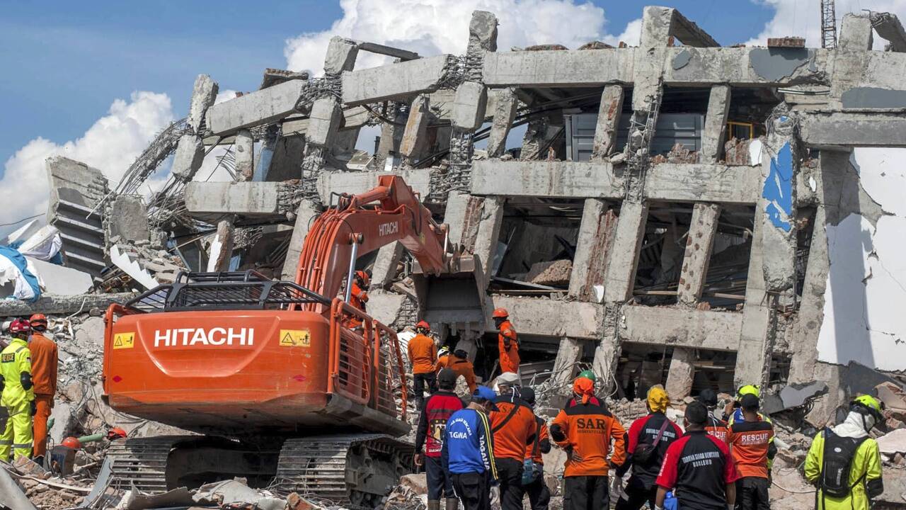 Massive Zerstörungen in der Stadt Palu. 