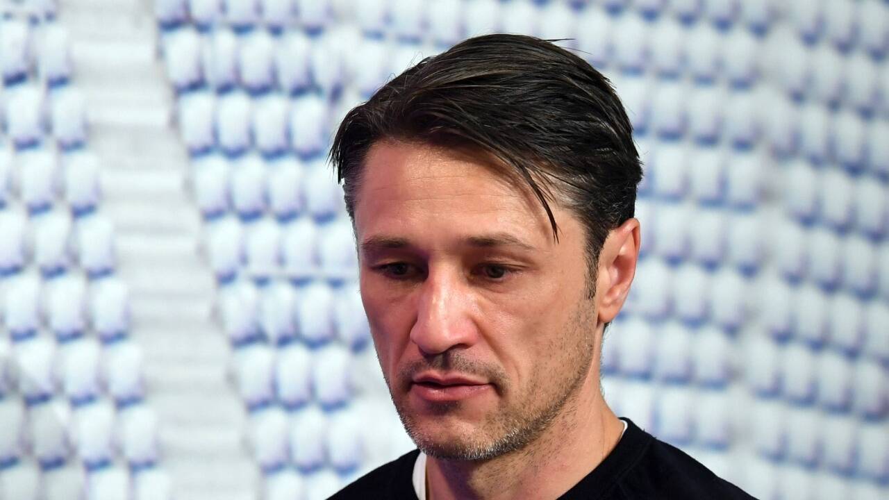 Unter Druck: Trainer Niko Kovac steckt mit Bayern München in einer dicken Krise. Das Foto zeigt ihn bei der Pressekonferenz nach der 0:3-Heimniederlage gegen Mönchengladbach. 