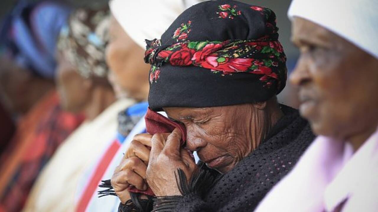 Nelson Mandela in seinem Heimatdorf beigesetzt