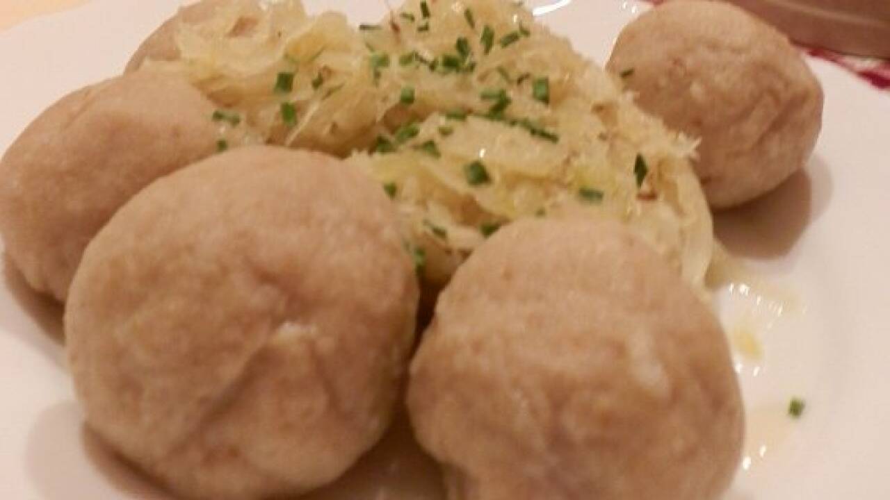 Innviertler Knödel: Ein Bauer macht Schule Innviertler Knödel: Ein Bauer macht Schule