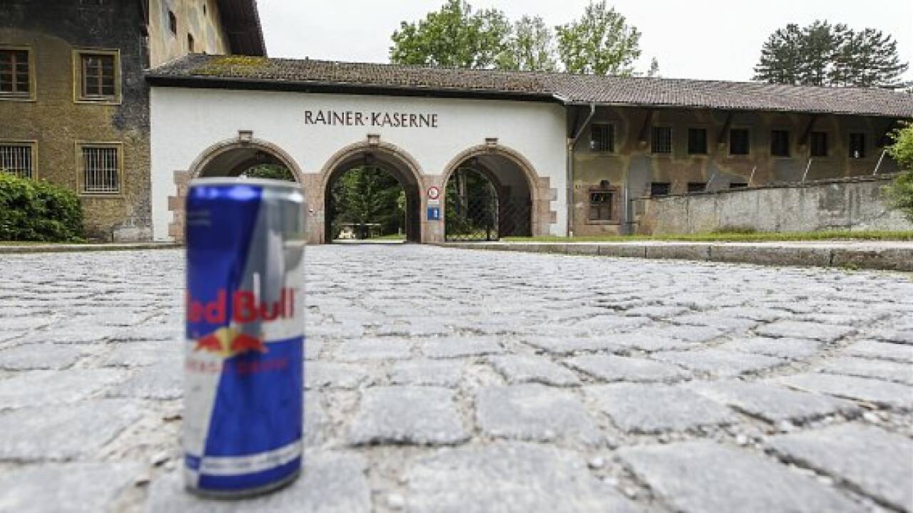 Rainerkaserne in Elsbethen an Red Bull übergeben