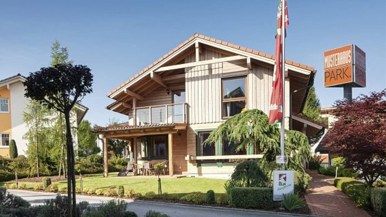 Musterhauspark legt leicht zu