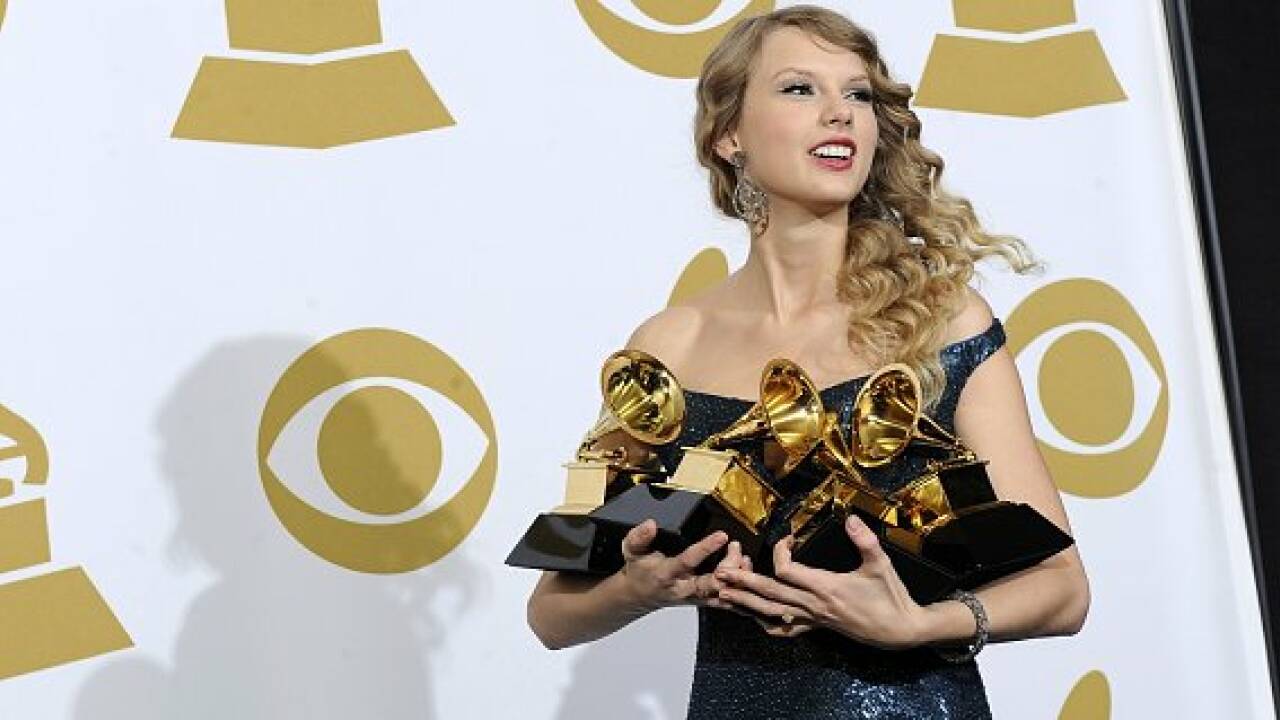 Taylor Swift besucht krebskranken Fan im Krankenhaus
