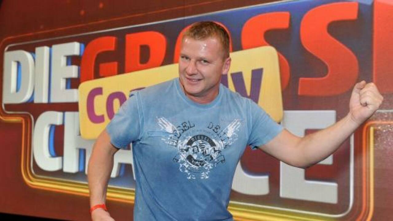 Der Blonde Engel flattert von FM4 zur "Comedy Chance" Der Blonde Engel flattert von FM4 zur "Comedy Chance"