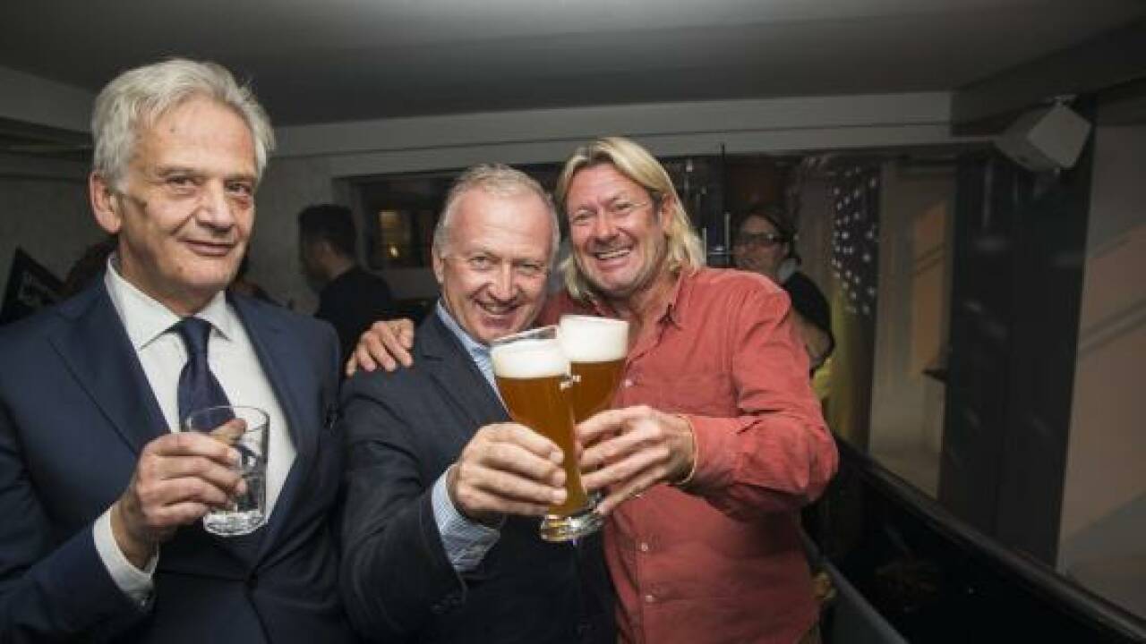 Neueröffnung: Aus Zweistein wird Bernstein