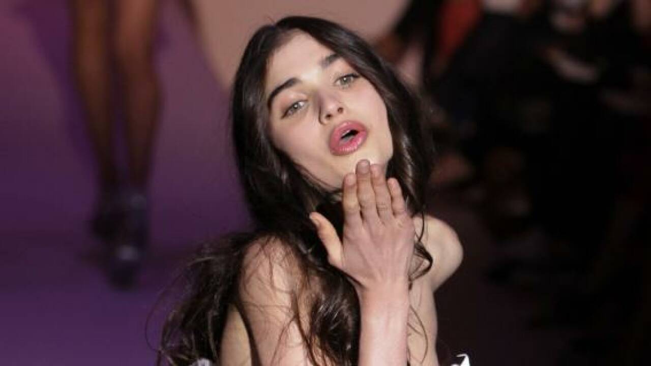 Frühere Ribery-Prostituierte präsentiert Dessous-Kollektion