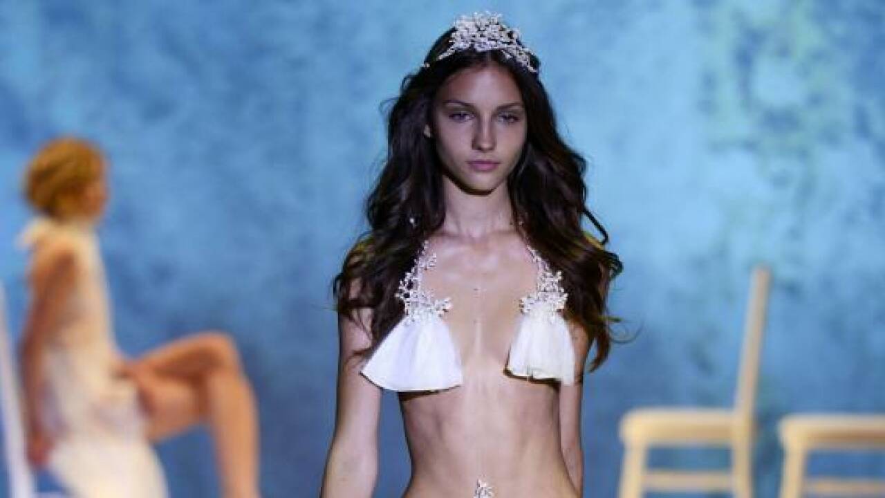 Frühere Ribery-Prostituierte präsentiert Dessous-Kollektion