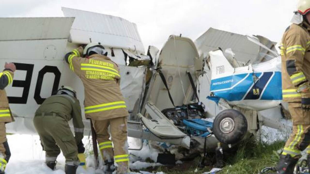 Flugzeug in Straßwalchen abgestürzt - zwei Tote
