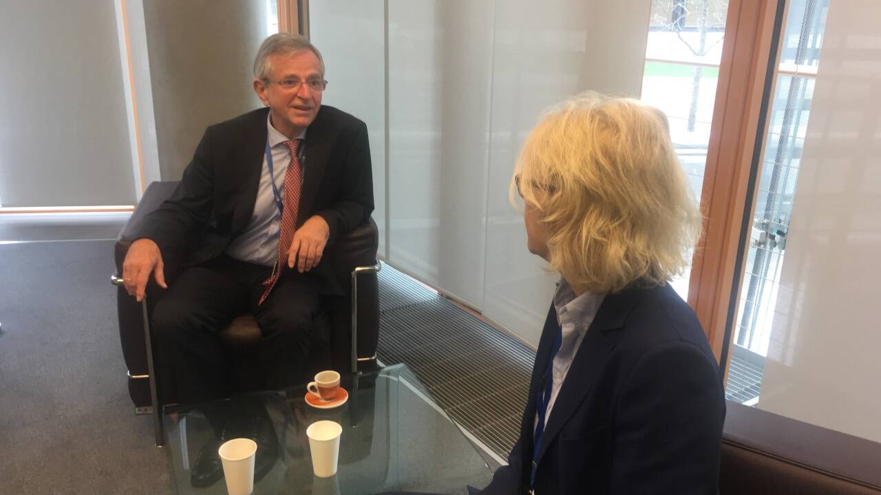 Wilhelm Molterer mit unserer Brüssel-Korrespondentin Monika Graf. 