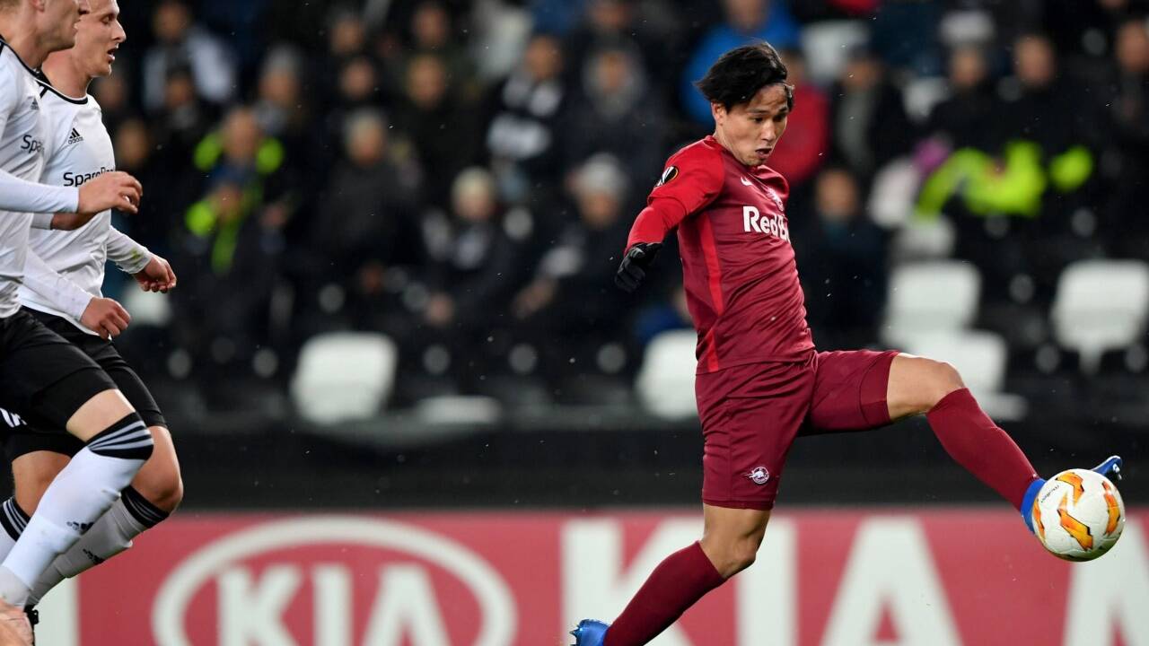 Herrn Minaminos Gespür für den Ball: Mit diesem Volley nach 50-Meter-Pass von Andre Ramalho erzielte Takumi das 2:0. 