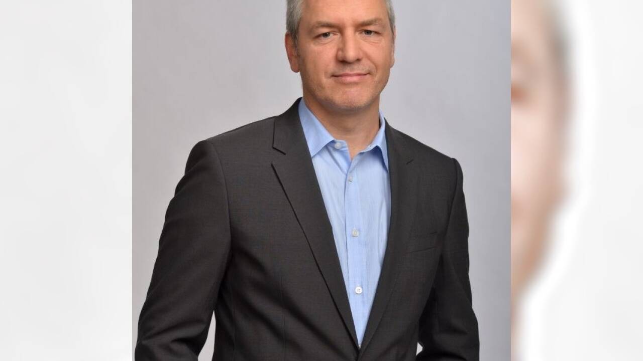 ... Rainer Hazivar nach. 