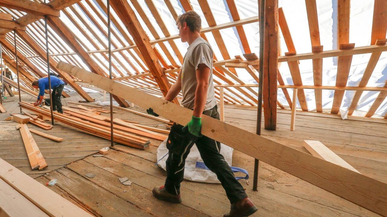 Rund 20 Arbeiter sind auf der Baustelle beschäftigt. 