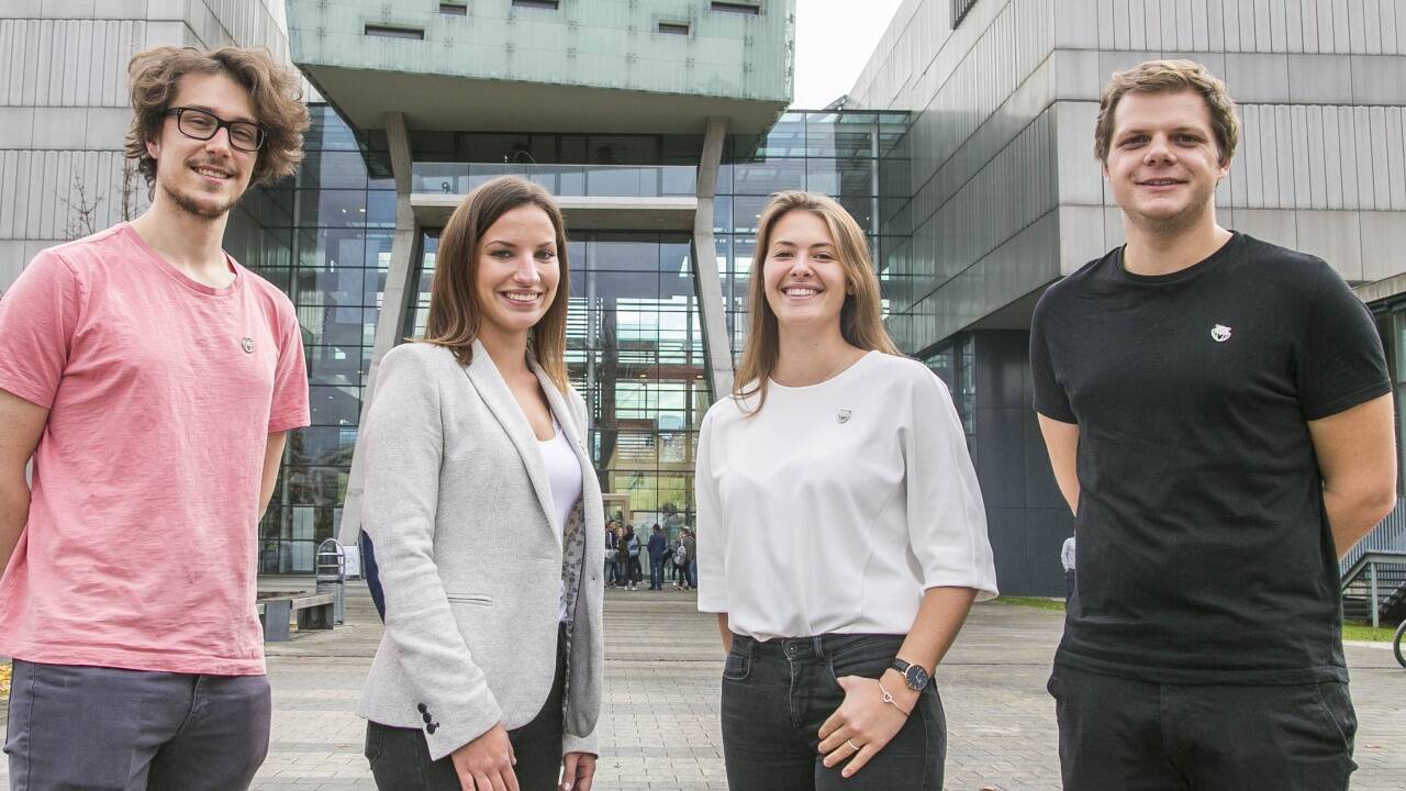 Die Fellows der FH Salzburg (v.l.) Dominik Hofer, Lara Goritschnig, Vanessa Radunz, Patrick Schmid. 