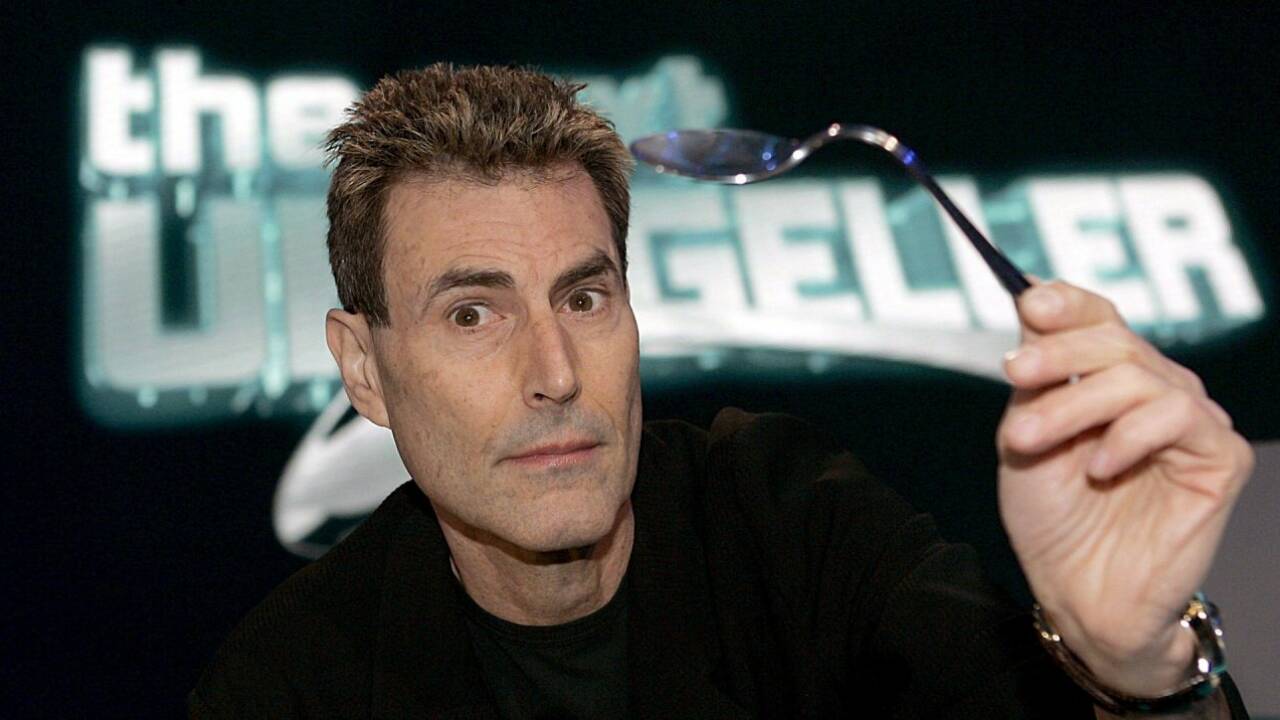 Uri Geller wird 70: "Die Skeptiker haben mich zur Legende gemacht"