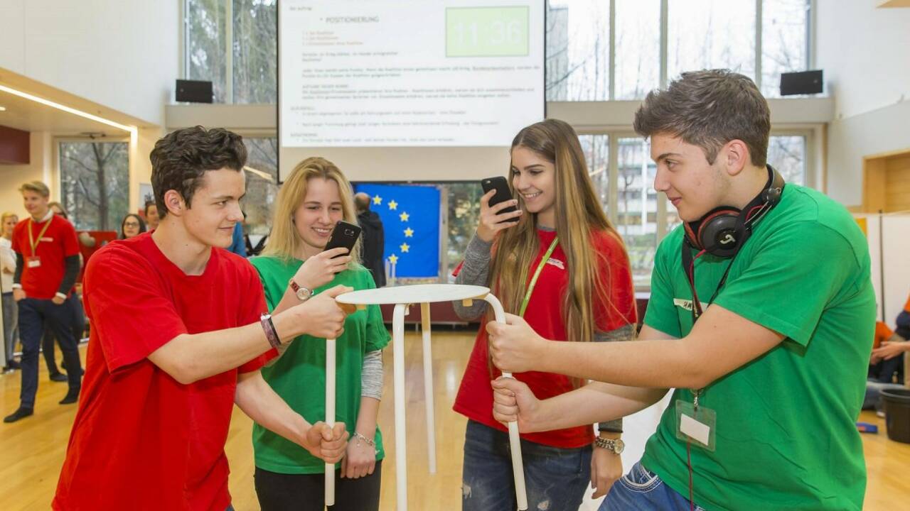 BRG Akademiestraße: Schüler spielten Europa
