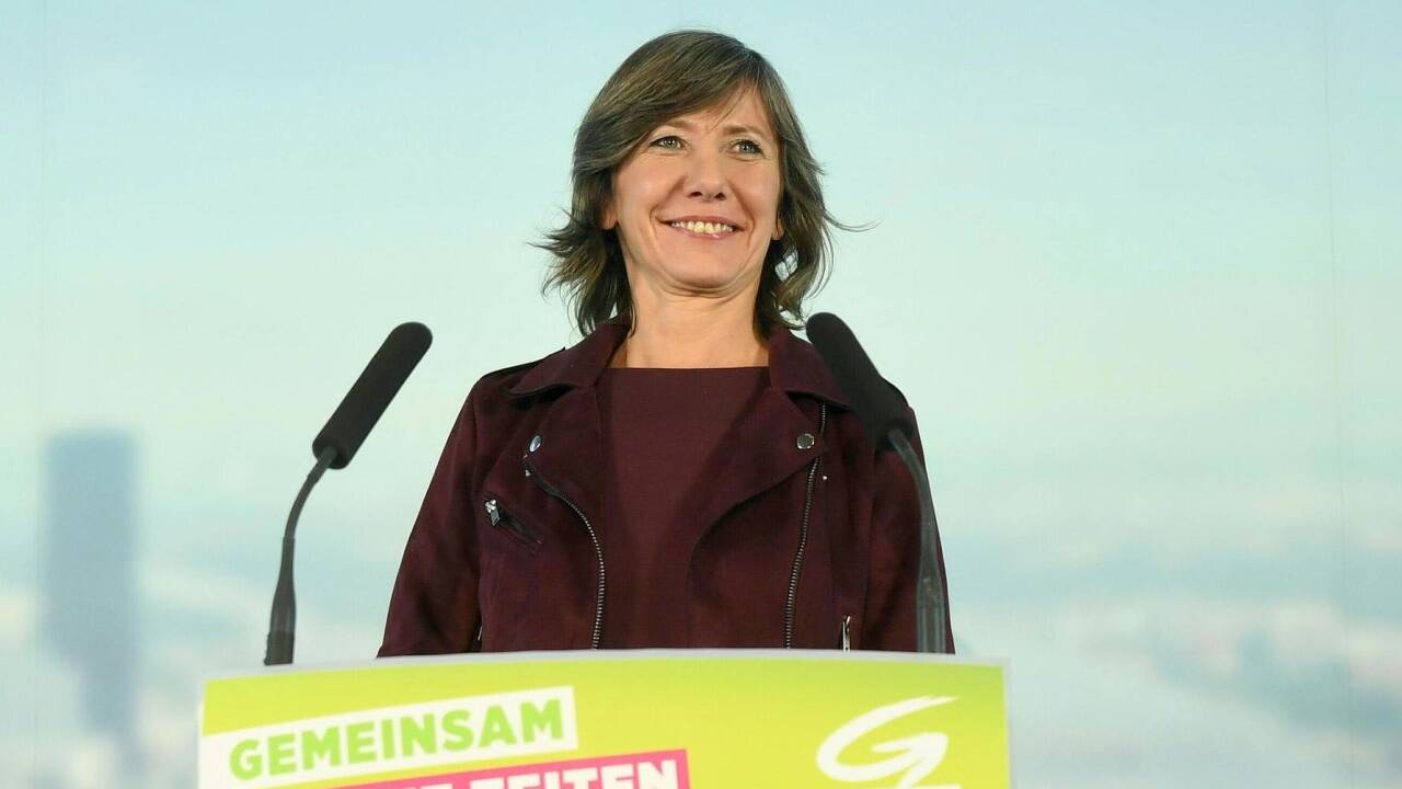 Die neue Spitzenkandidaten der Wiener Grünen, Birgit Hebein, bei ihrer Präsentation in Wien am Dienstag, 27. November 2018. 