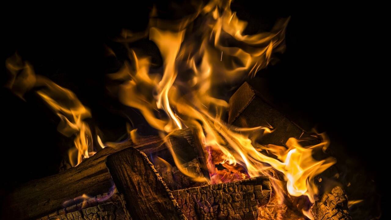 Um keine Energie zu verschwenden sollte man beim Heizen auf einige Tipps und Tricks achten. 