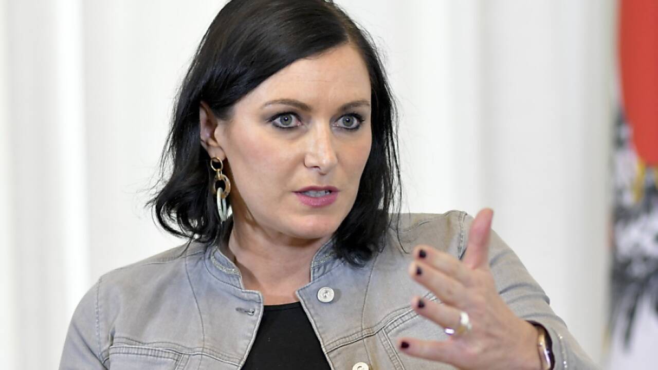 Es geht um Transparenz und um notwendige Verpflichtungen, so Köstinger 