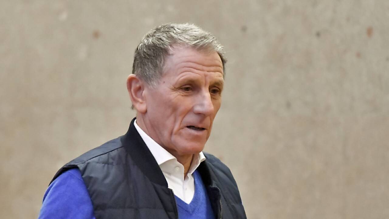 Angeklagter Peter Hochegger gesteht Teilschuld Angeklagter Peter Hochegger gesteht Teilschuld