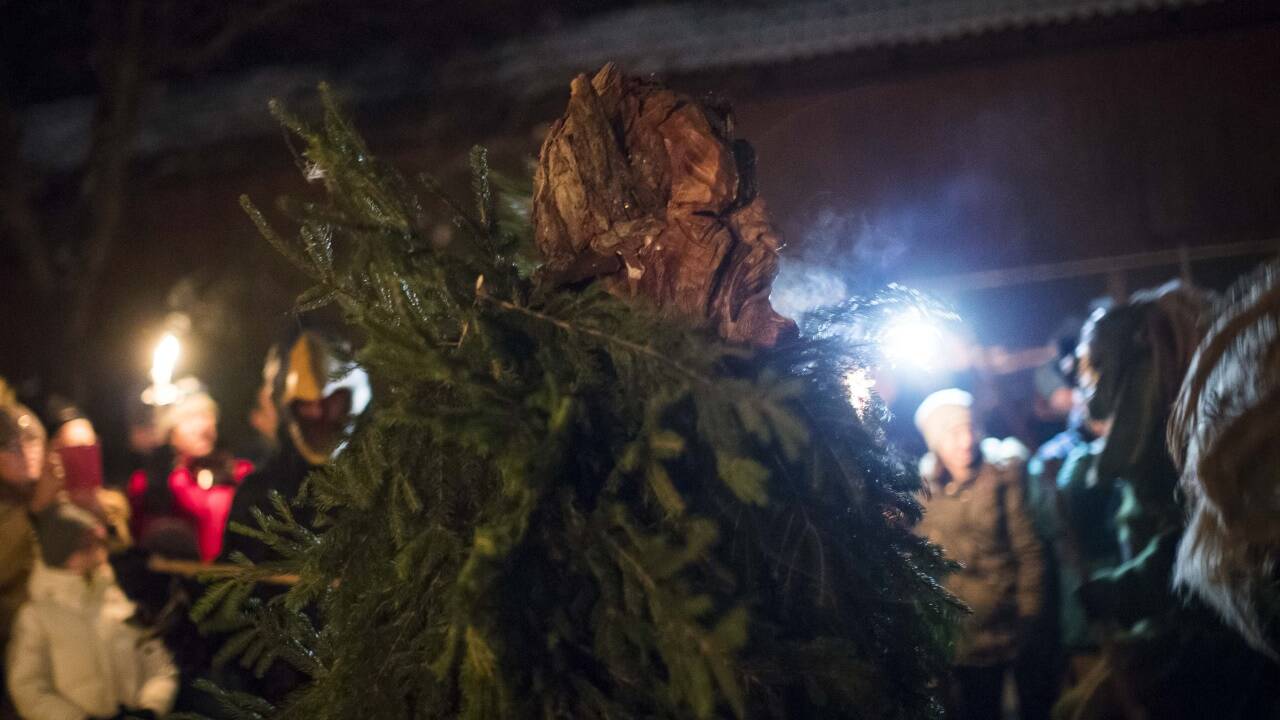 Am Donnerstagabend war die Wilde Jagd vom Unterberg wieder unterwegs – heuer in Anif. 
