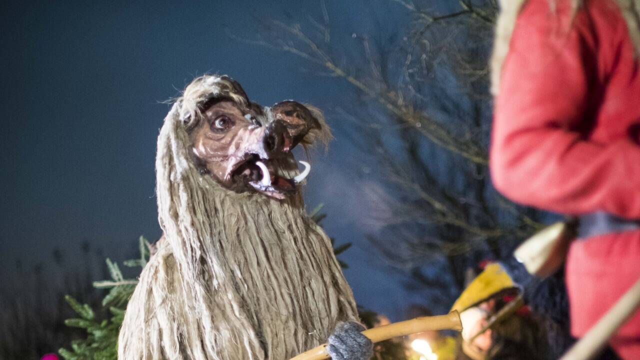 Am Donnerstagabend war die Wilde Jagd vom Unterberg wieder unterwegs – heuer in Anif. 