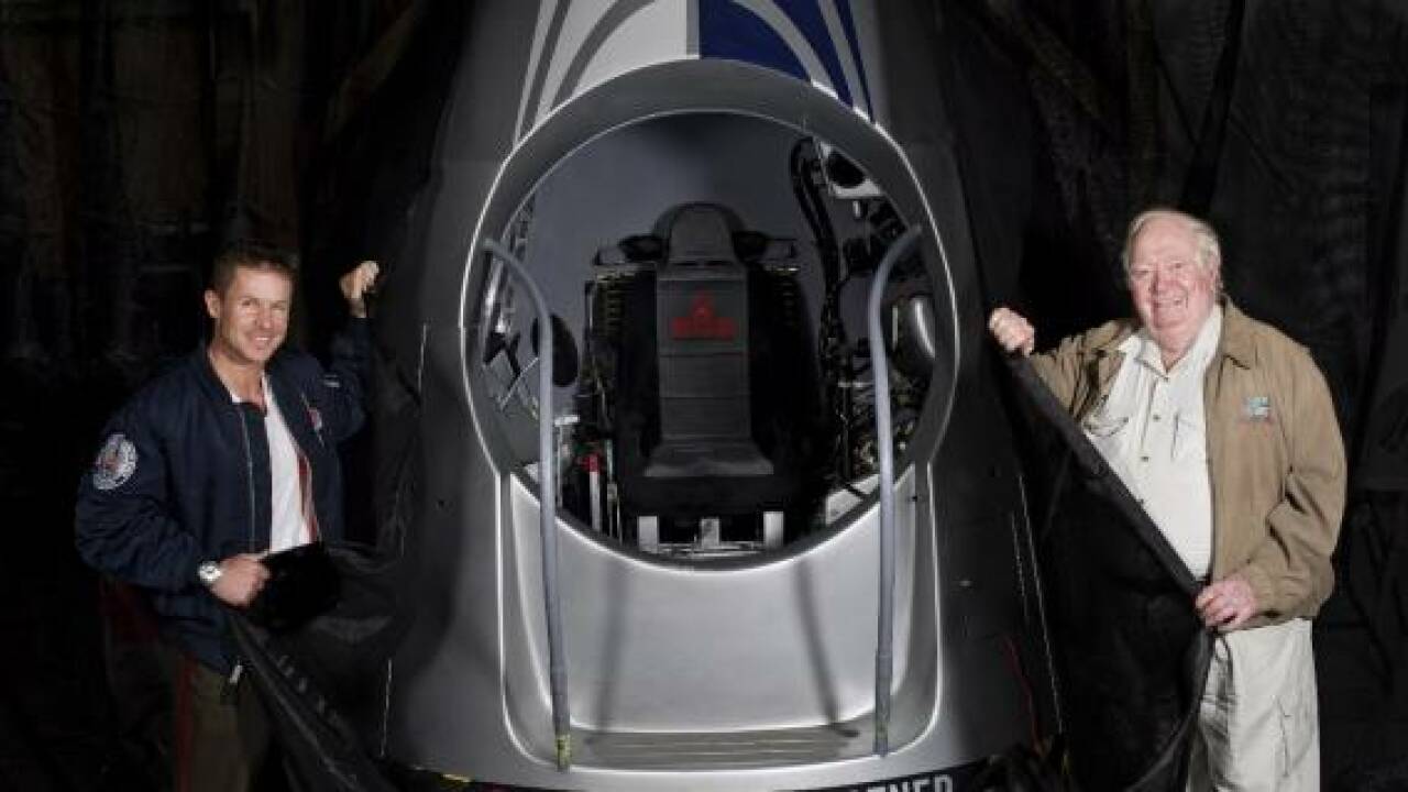 Felix Baumgarter: Kapsel für Stratos-Sprung präsentiert