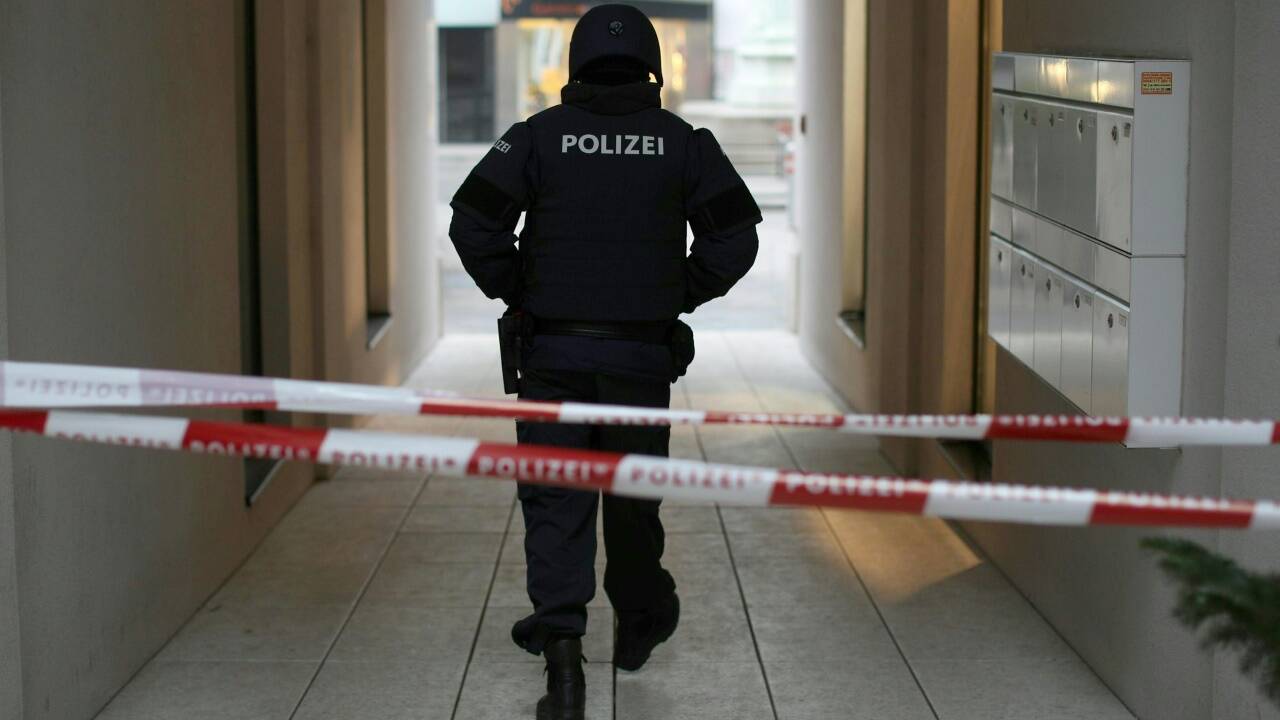 Ein Toter und ein Verletzter nach Schüssen vor dem Restaurant „Figlmüller“ in der Wiener Innenstadt. 