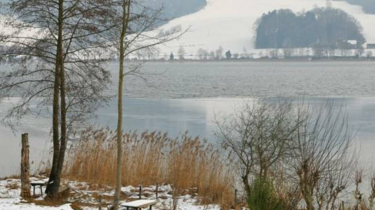 Lebensgefahr: Eisdecke zu dünn