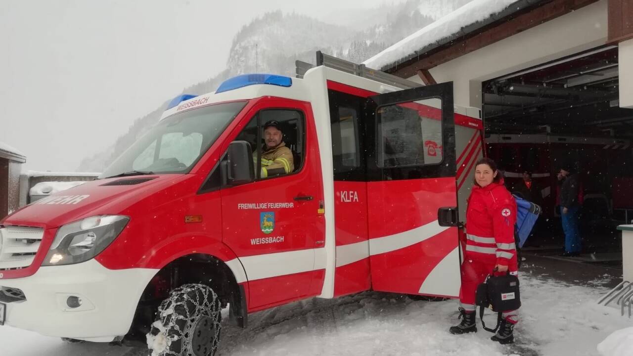 Sie sorgt derzeit im eingeschlossenen Weißbach bei Lofer für Erste Hilfe: Astrid Hohenwarter. 