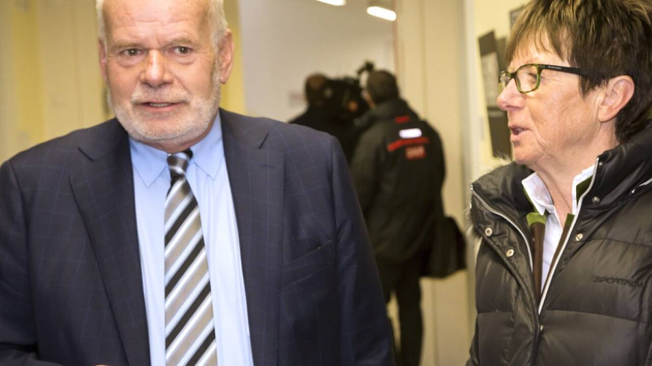 Anwalt Ainedter mit Moser-Pröll bei Prozess-Fortsetzung 