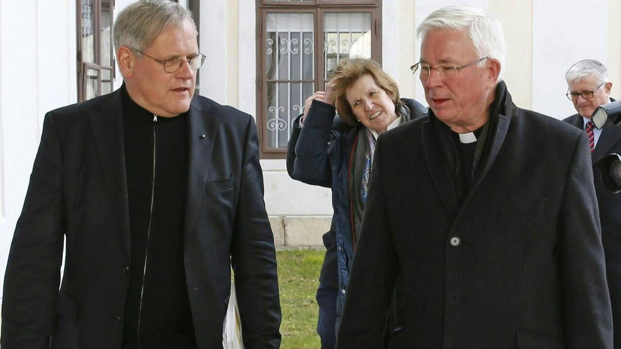 Der Kärntner Ordinariatskanzler Jakob Ibounig (l.) empfing den Salzburger Erzbischof Franz Lackner (r.) 