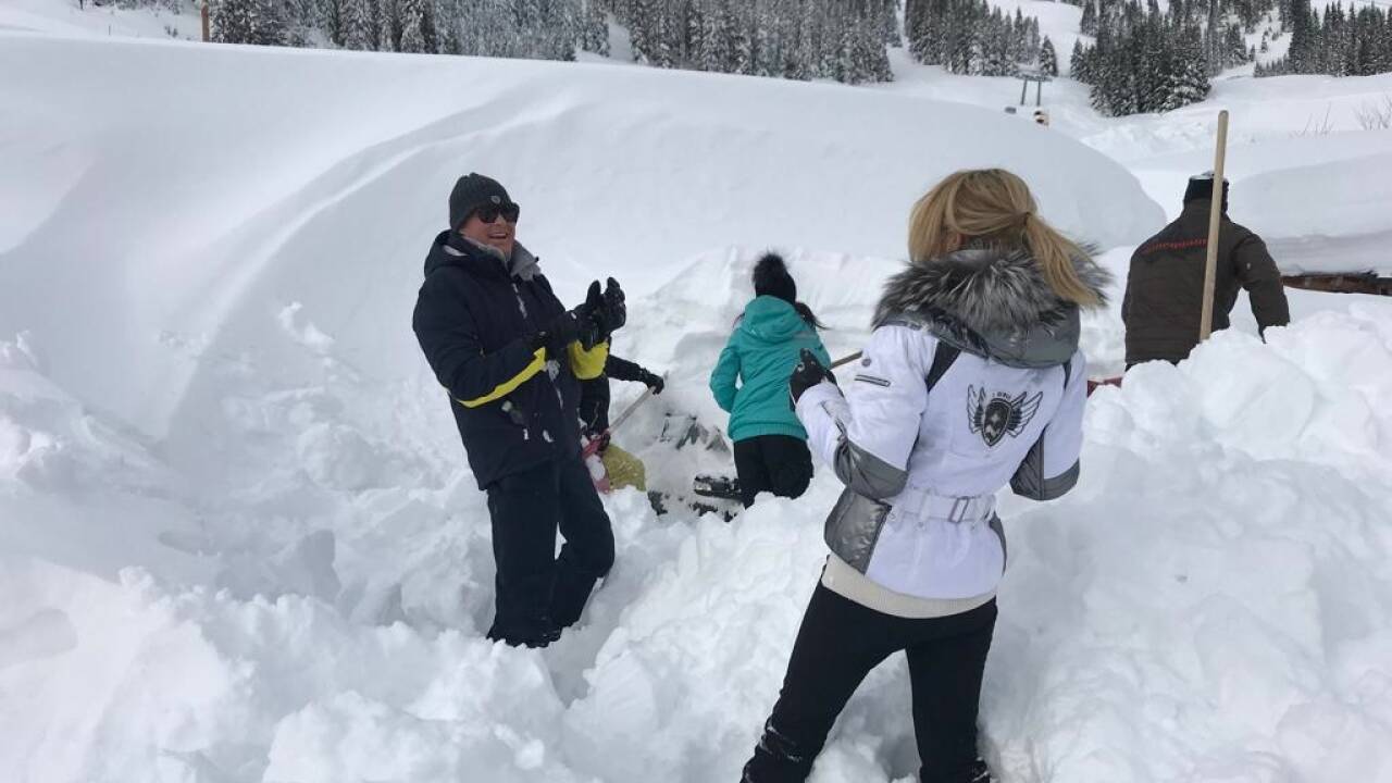 David Hasselhoff und seine Frau Hayley genossen am Dienstag den Winter auf der Walleggalm im Pinzgauer Glemmtal.  