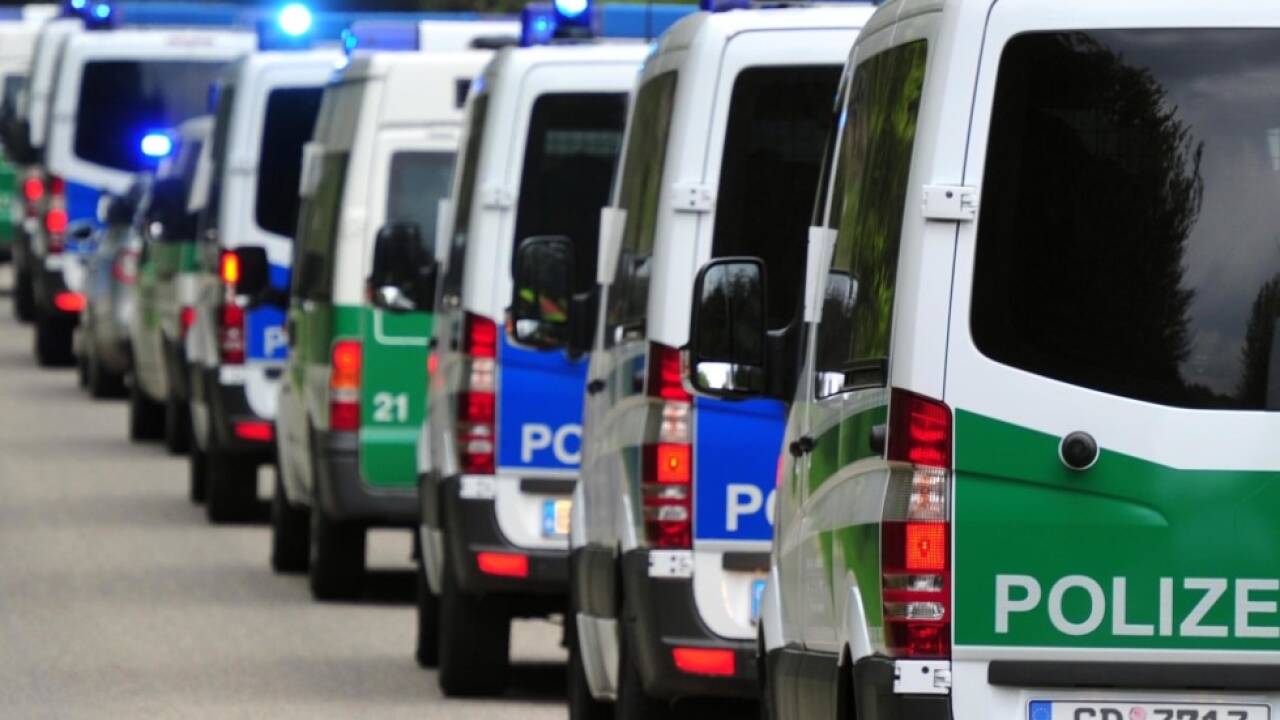 Großaufgebot gegen National Socialist Knights of the Ku Klux Klan 