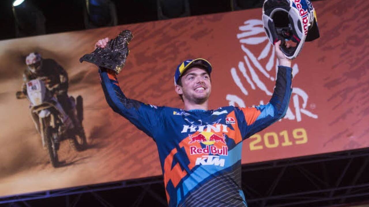Matthias Walkner jubelte in Lima über seinen zweiten Platz bei der Rallye Dakar. 