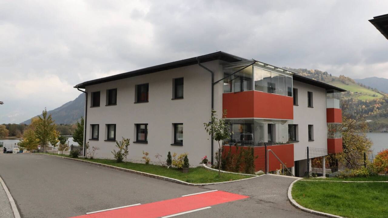 In diesem Mehrparteienhaus in Zell am See wurde die 20-jährige Pinzgauerin erschossen. In diesem Mehrparteienhaus in Zell am See wurde die 20-jährige Pinzgauerin erschossen.