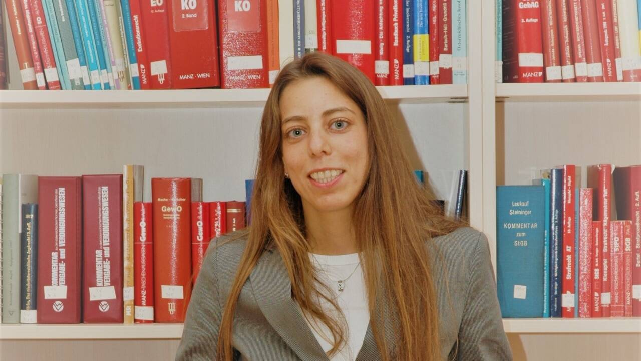 Anwältin Maria Zehetbauer. 