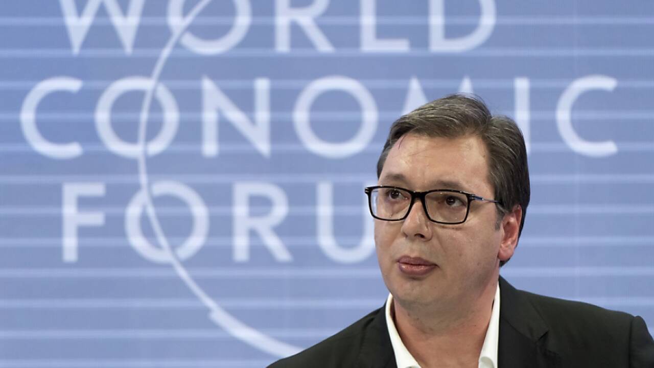 Der serbische Präsident unter Druck 