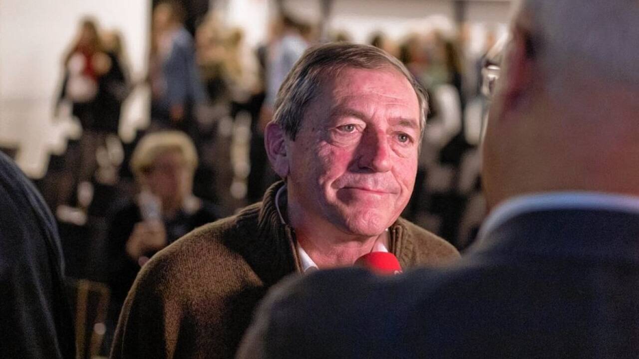 Ex-Bürgermeister Heinz Schaden durfte beim Wahlkampfauftakt nicht fehlen. Ex-Bürgermeister Heinz Schaden durfte beim Wahlkampfauftakt nicht fehlen.