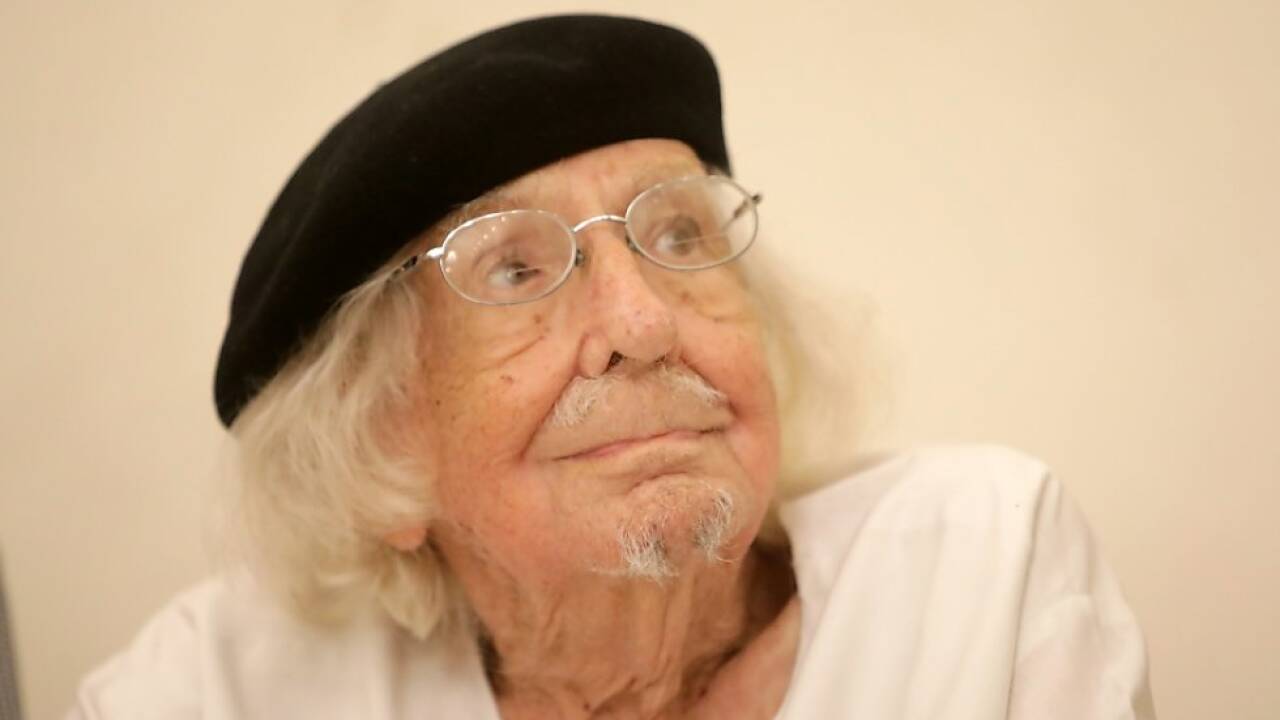 Johannes Paul II. hatte den Priester und Dichter Cardenal suspendiert  Johannes Paul II. hatte den Priester und Dichter Cardenal suspendiert