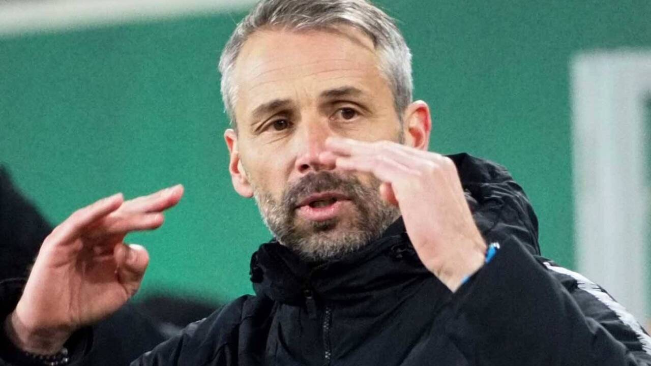 Salzburg-Trainer Marco Rose musste die erste nationale Pleite in der Saison verkraften.  Salzburg-Trainer Marco Rose musste die erste nationale Pleite in der Saison verkraften.