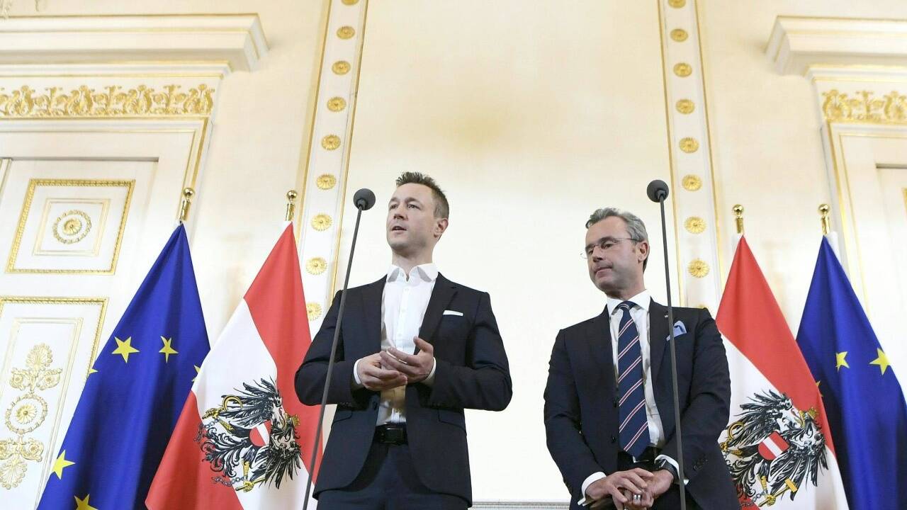 Die beiden Regierungskoordinatoren Gernot Blümel (ÖVP) und Norbert Hofer (FPÖ).  