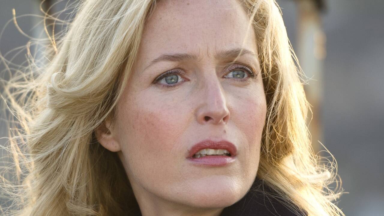 Gillian Anderson. 