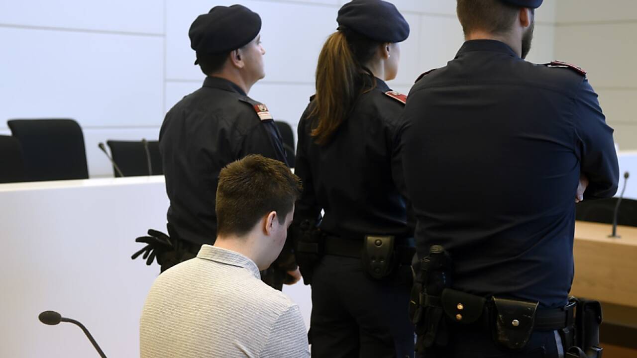 18-Jähriger im Prozess vor dem Landesgericht  18-Jähriger im Prozess vor dem Landesgericht